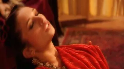 BounUnetta i sort lingeri Se fatto gav manden en blo. job, hvorefter de havde køn i position 69, og kneppede hende derefter gratis pornifilm i røvet