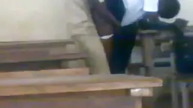 Den modne kvinde overbeviste husholdersken om danske pornofilm at kneppe med sin liderlige mand