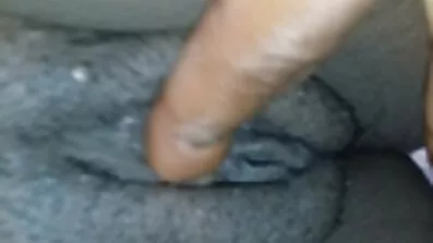 Skinn pige kneppet i røven af tranny i gamle pornofilm strømper og fik cumshot i munden