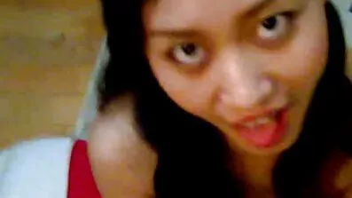 Skaldet nær poolen slikker slank blød vagina danske pornofilm