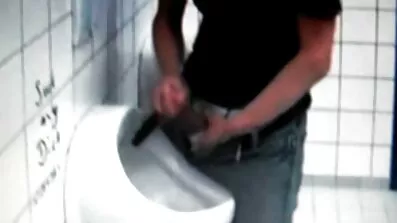 Massøren viste sig at være Lesbisk og slikkede pornofilm ældre kvinder klientens fisse i position 69