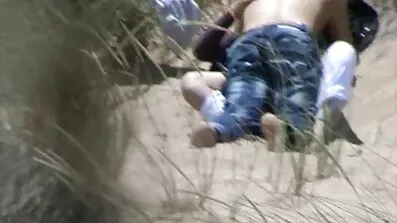 Ung sexfilm modne kvinder pige havde en orgasme fra dobbelt Penetration med sorte