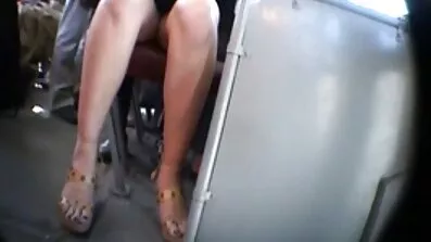 Pige sexfilm med ældre damer efter Cunnilingus cums fra penetration i slids