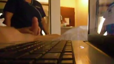 Unge japanske fucks i minivan i forskellige poser pornofilm med store bryster og får stor fornøjelse