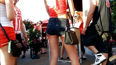 Chick i undertøj kneppet af kæreste pornofilm lange i POV video