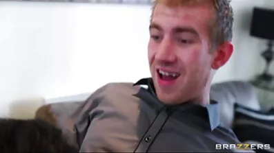 Skinn grac lille pige fucks om morgenen med dreng før gratis pronofilm arbejde