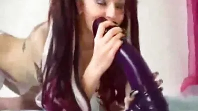 Boss fucked ung thai pornofilm medarbejder på kontoret